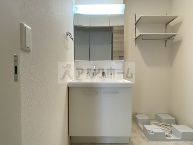 エクレール東太子の独立洗面台