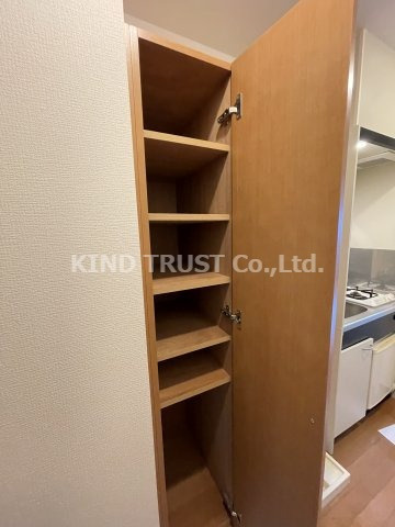 エスティライフ梅田新道の収納|収納豊富です