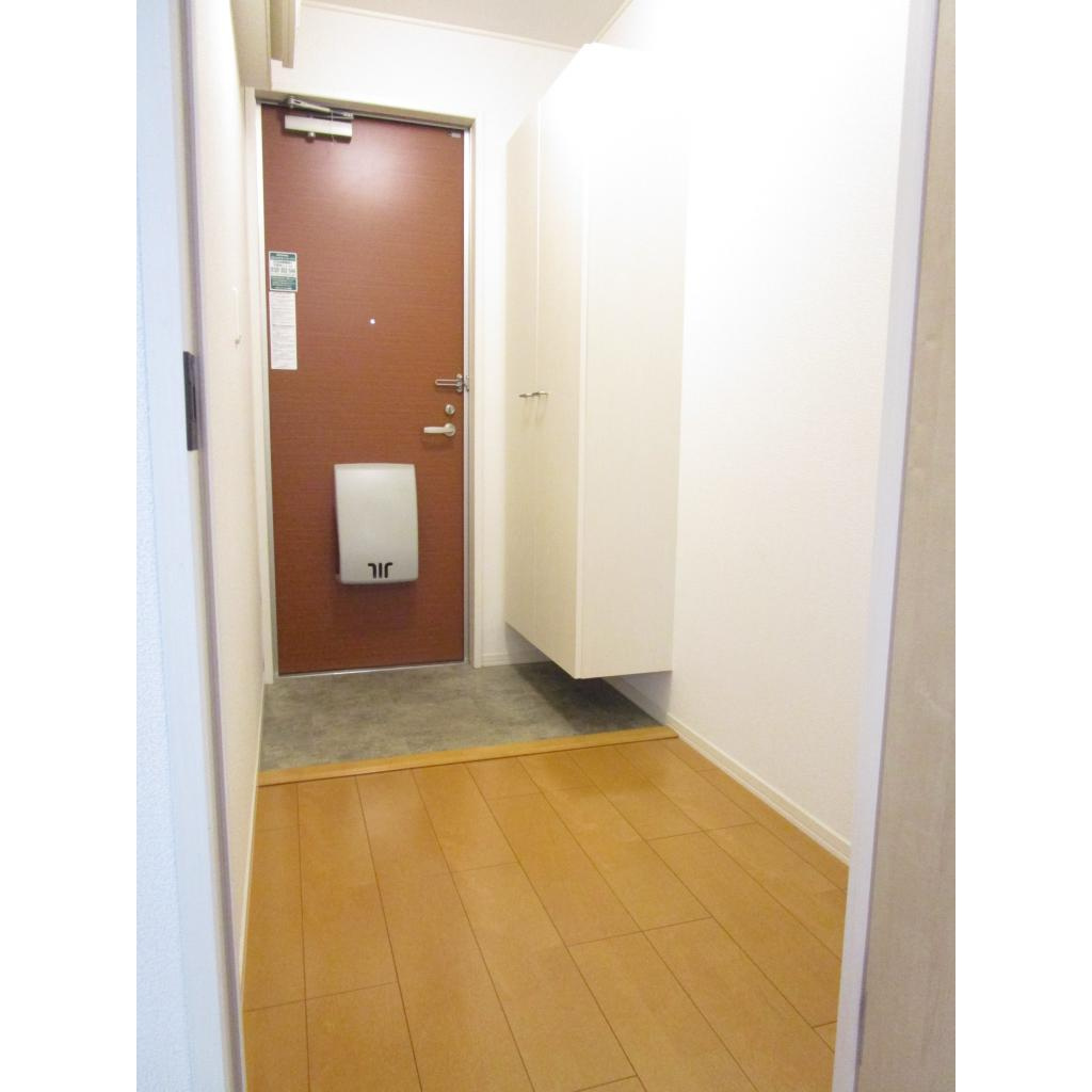 カーサ楠の木Bの玄関