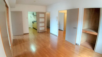 【内装】 | ルイスキャロル 