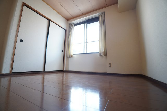 末広サンフレアAの寝室