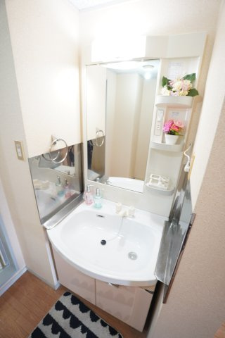 末広サンフレアAの洗面所