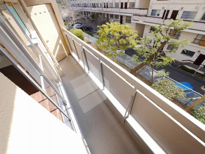 【バルコニー】 | 鶴甲コーポ26号館