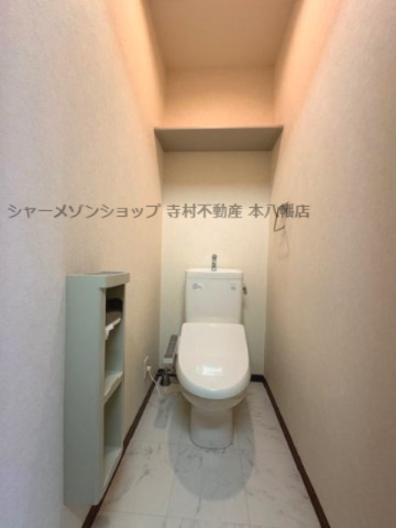 The Hazelのトイレ|多機能温水便座♪