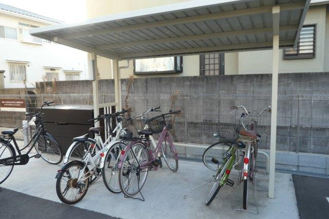 ベイブランシェ浜町のその他共用部分|自転車置き場