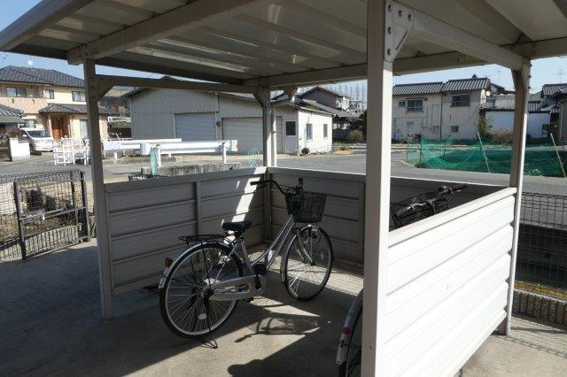 ラピス　メドゥーのその他共用部分|自転車置き場