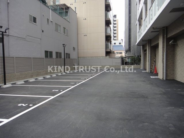 レオンコンフォート梅田北の駐車場|駐車スペースもあります