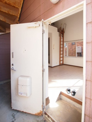 【玄関】 | グランモア宮津台8B