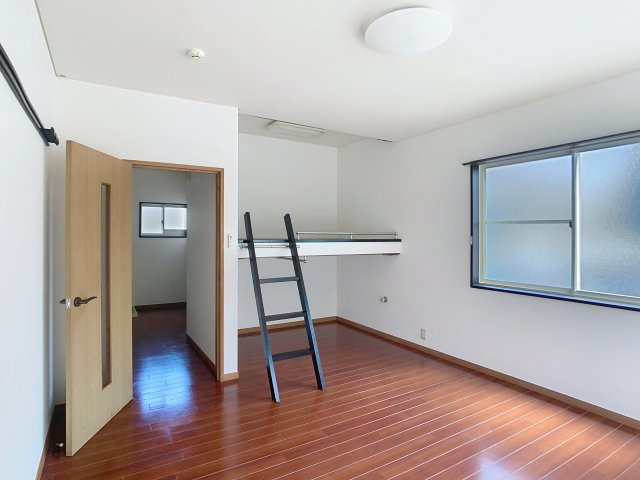 ルーキーリーグの洋室