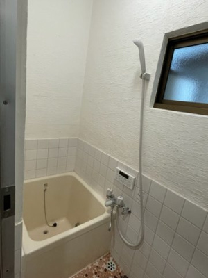 【浴室】 | 柳澤貸家自宅横2戸1東側