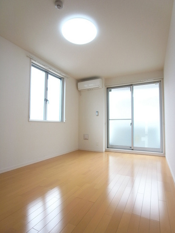 リブリ・幕張本郷の寝室