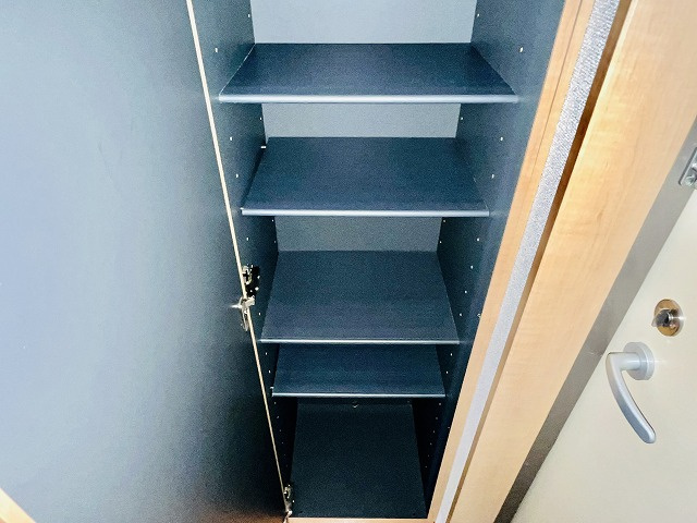 フレンテ・カルポートの収納|たっぷりとした収納スペースです