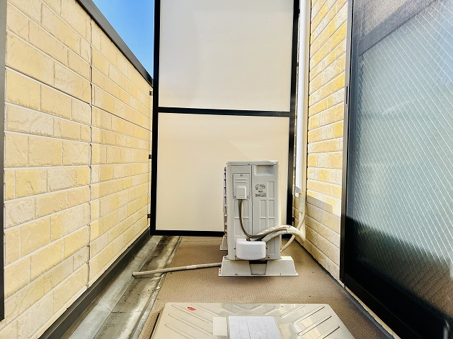 フレンテ・カルポートのバルコニー|暖かな日差しのふりそそぐバルコニー