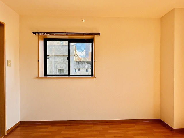 フレンテ・カルポートの設備