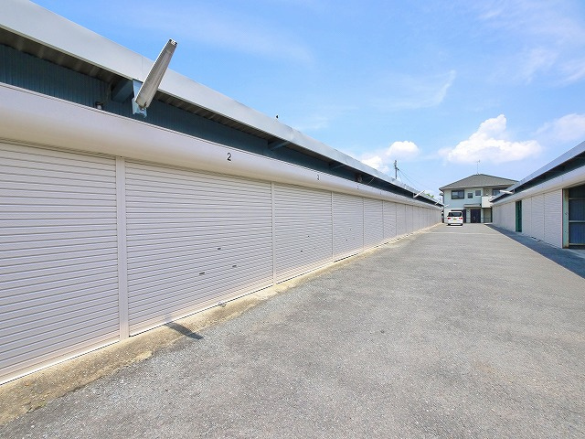 奥田倉庫（586-4）