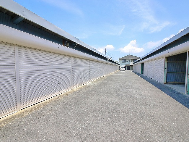 奥田倉庫（586-4）