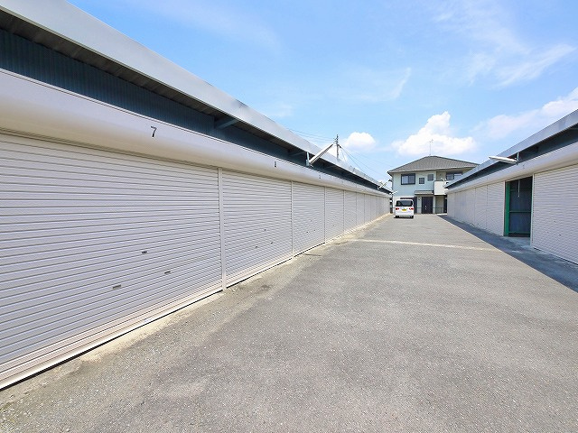 奥田倉庫（586-4）