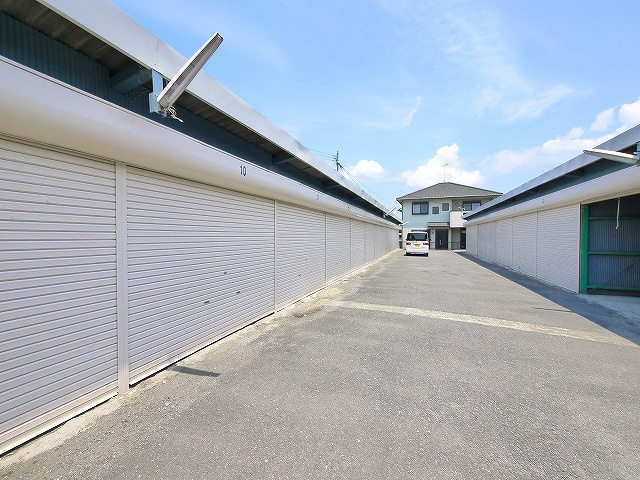 奥田倉庫（586-4）