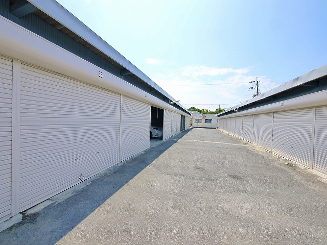 奥田倉庫（586-4）