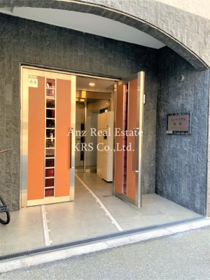 【エントランス】 | インペリアル新町 | オシャレなデザインのエントランス♪