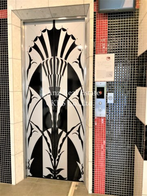 【ロビー】 | インペリアル新町 | ハイセンスでオシャレなデザインのエレベーターです♪
