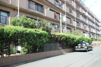 鉄筋コンクリート　地上６階建て