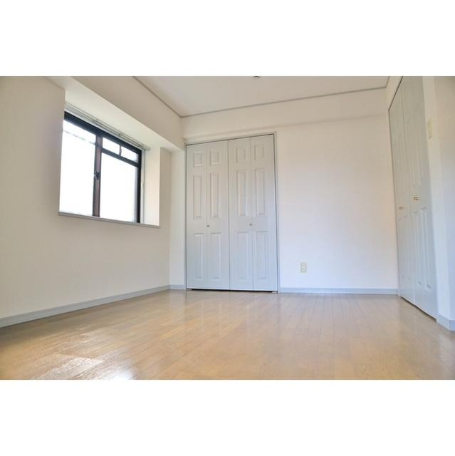 ラカーサ　アルタの居間・リビング|北洋室6.5帖