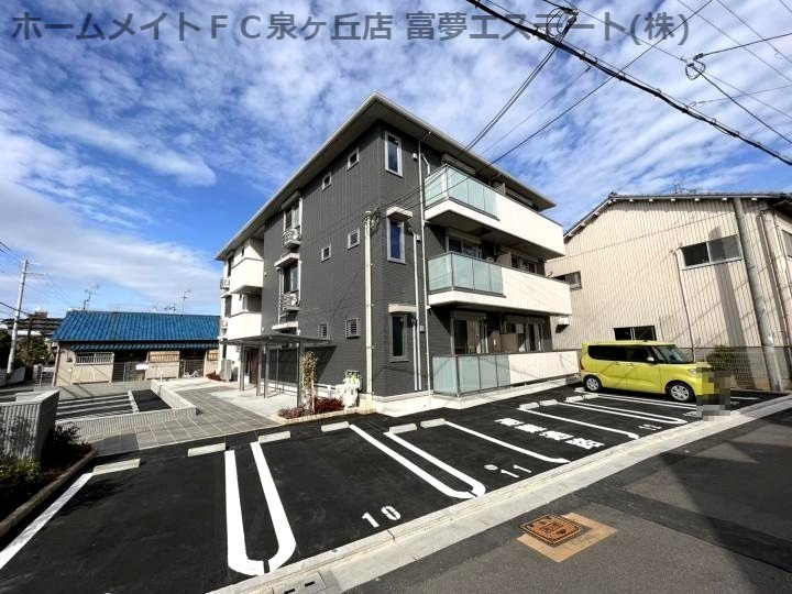 アリエーテの駐車場