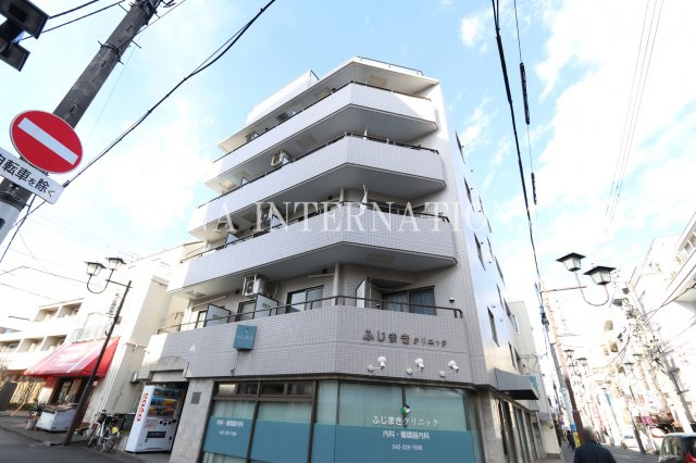 山本ビルの外観