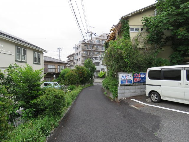 フォレストヒルズの周辺