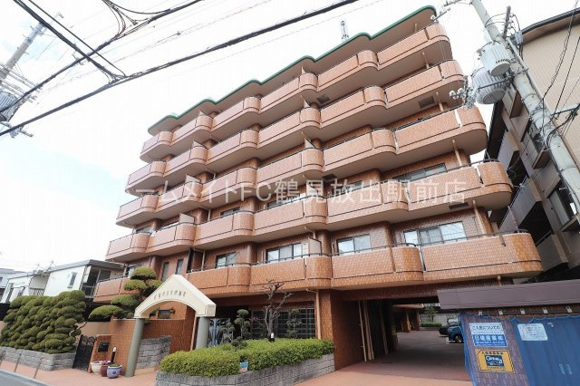 クレッセント山本の外観