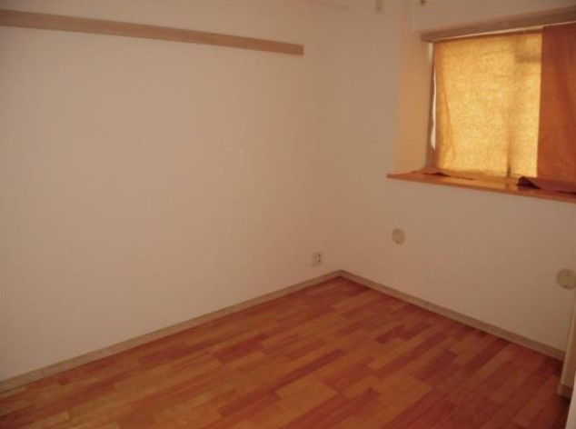 ヴィラ宮ノ下の洋室