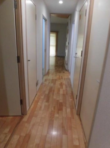 ヴィラ宮ノ下の玄関