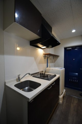 【キッチン】 | コラソン1000吉田ビル | 退去前ですが大変人気の物件です。写真等でお早めにご検討ください。人気の物件ほど早く決まってしまいます(>_<)