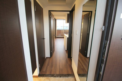 【玄関】 | プレジオ緑地公園