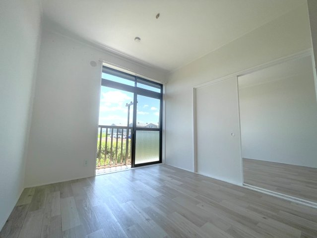 グリーンヴィラの洋室