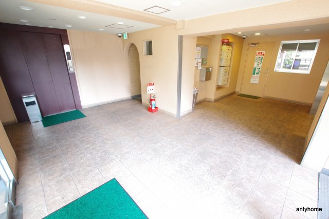 ドイマンションのロビー