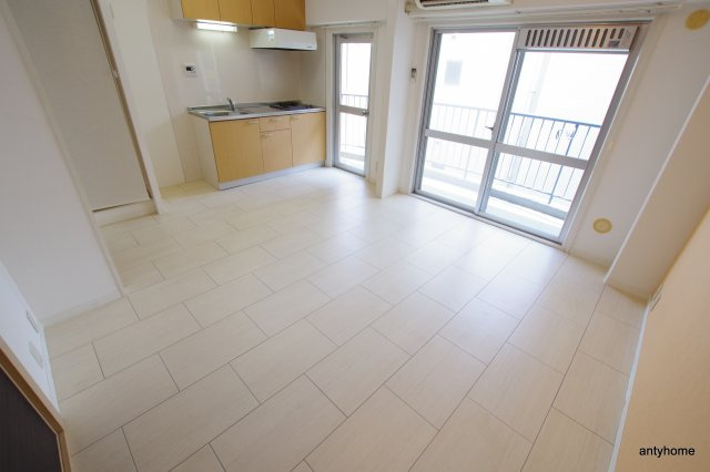 ドイマンションの居間・リビング