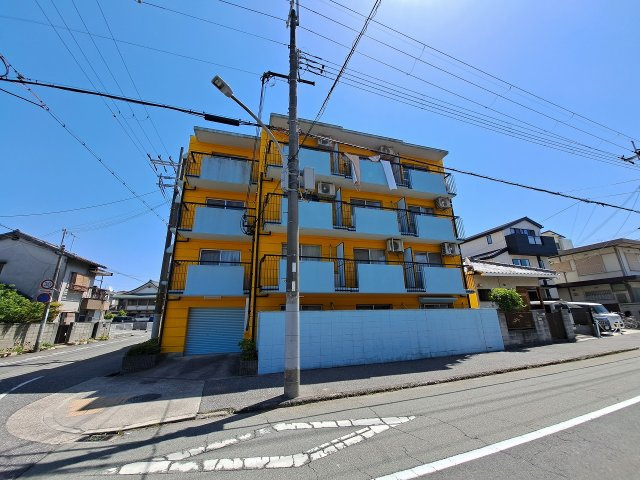 ハイツシャルムの外観