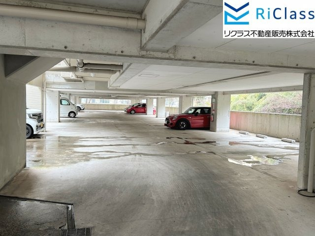 ワコーレ神戸山の手の駐車場|駐車場の用意があります