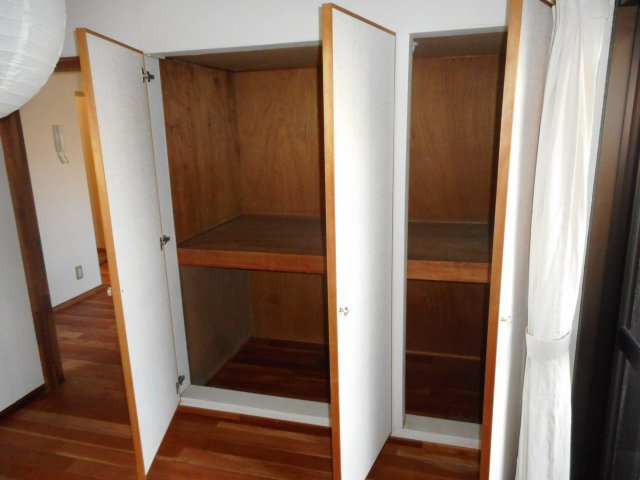 【収納】 | ユトリロ新川 | 4.5帖洋室