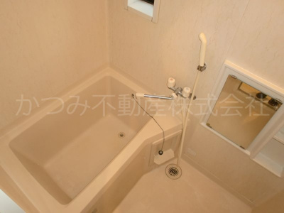【浴室】 | パトリアⅠ | ※同物件他号室参考写真