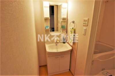 【洗面所】 | アリエッタ西堤（高井田賃貸） | コンパクトで使いやすい洗面所