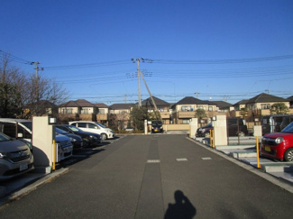 【駐車場】