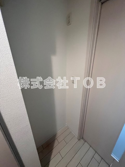 【その他】 | アクス上北沢アパートメンツ | 冷蔵庫置き場※同物件別号室参考写真※