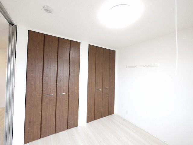 エストレヤの収納|こまごまとしたものを収納できそうですね