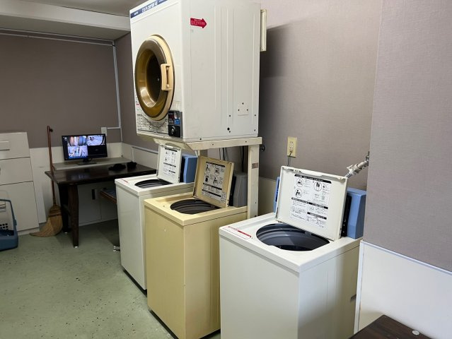 【その他共用部分】 | フラワープラザ | 1F コインランドリー（※写真はイメージです、現況優先となります）