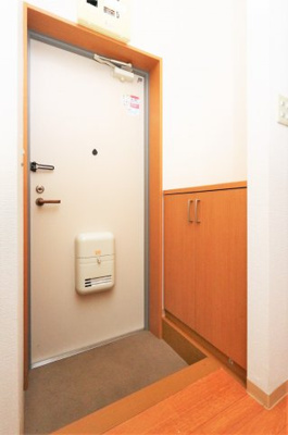 【玄関】 | ポンテリブロ | 参考写真（同物件別部屋）