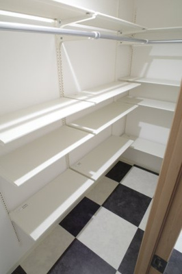 【収納】 | アメニティ21 | 収納スペースは横広のウォークイン！