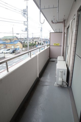 【バルコニー】 | アメニティ21 | 眺めも、日当たりも良好、広いバルコニー